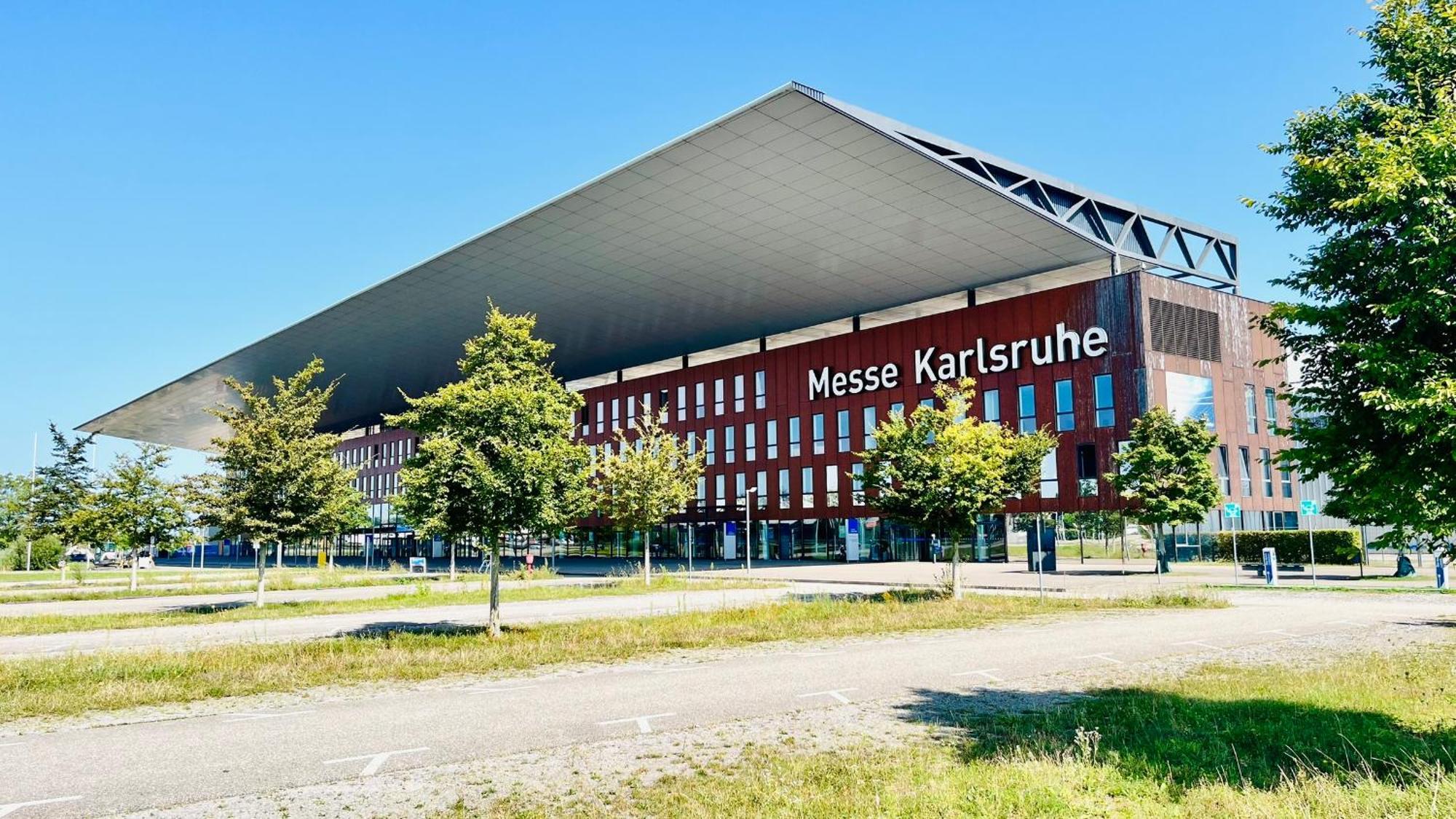 Livingboxx Karlsruhe - Messe I Neuwertige Apartments Mit Kueche ไรน์ชเตทเทน ภายนอก รูปภาพ